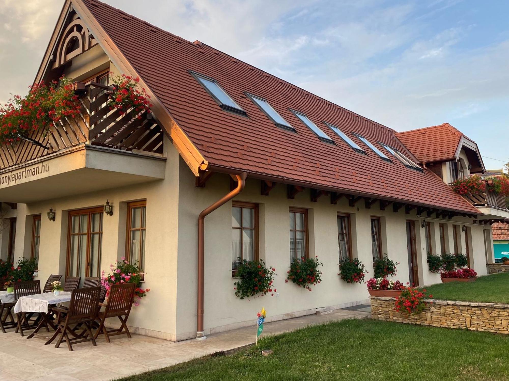 Gárdonyi Apartman Eger Exterior foto