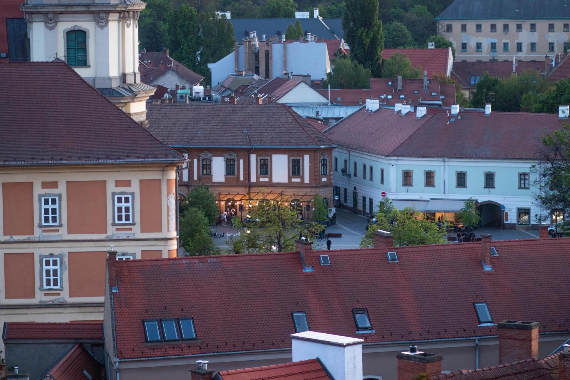 Gárdonyi Apartman Eger Exterior foto