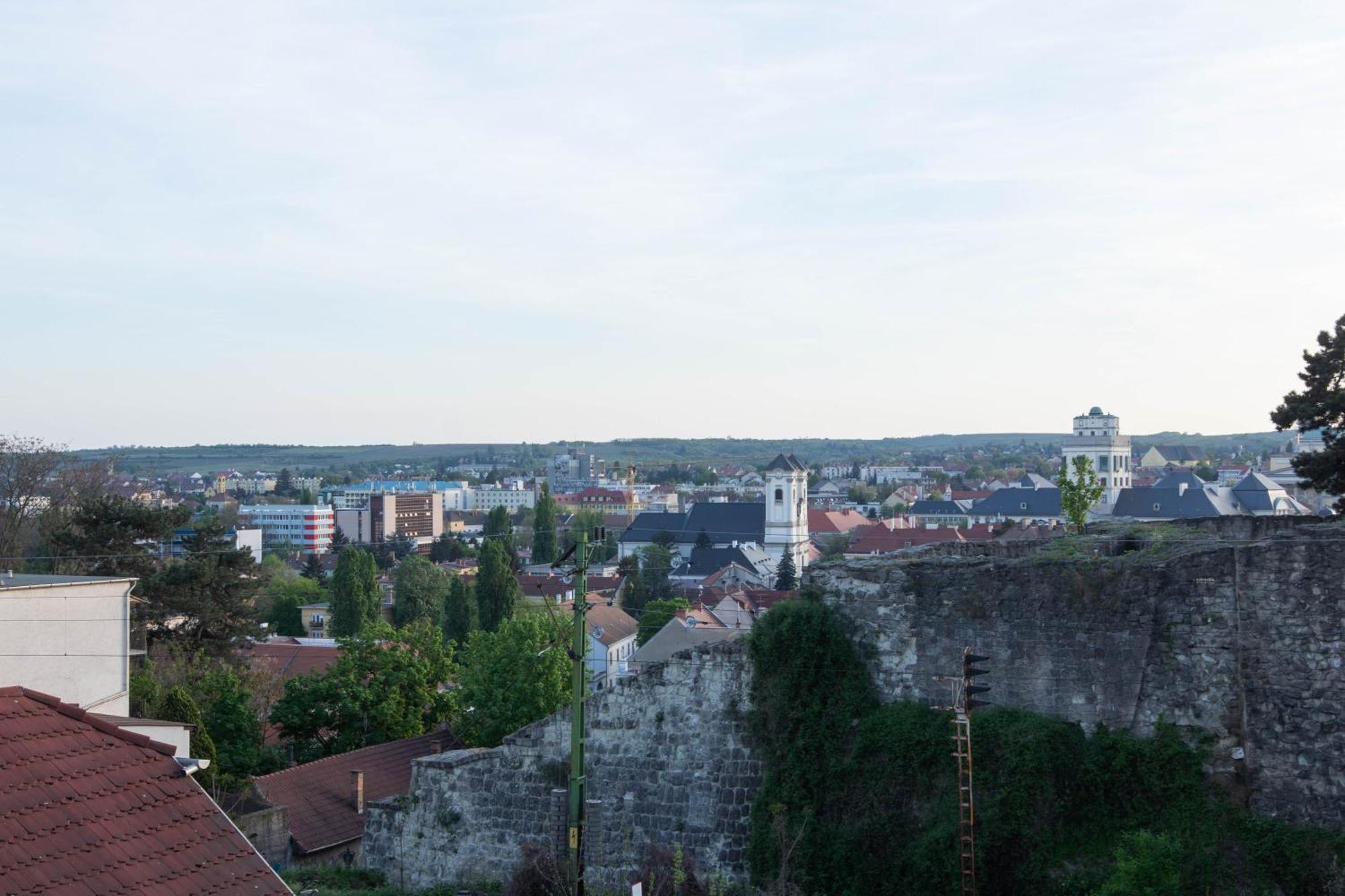 Gárdonyi Apartman Eger Exterior foto
